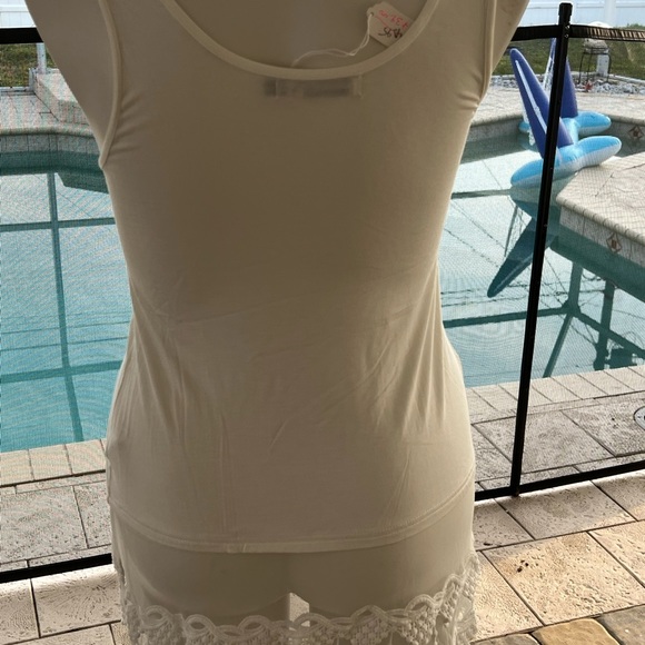 Medium- Origami White tank with Lace detailing on the bottom- NEW Jungle… - Picture 4 of 6
